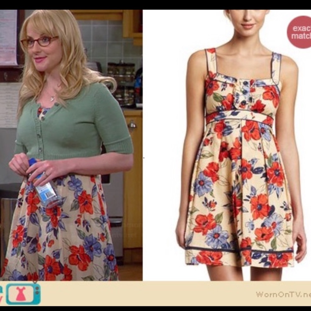 Bernadettes floral dress Big Bang Theory